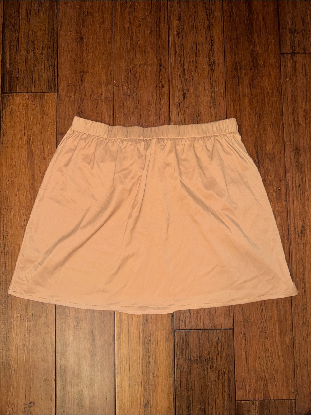 HALARA Beige Twist Knot Mini Skirt Stretch Pull On Medium NWT - Picture 2 of 6